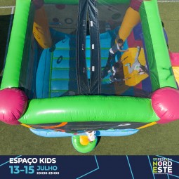 Dinamização de atividades recreativas nas Festas do Nordeste - Pula-Pulas 